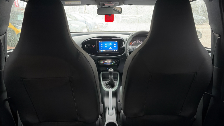 Toyota Aygo X 1.0 VVT-i Edge 5dr Petrol Hatchback